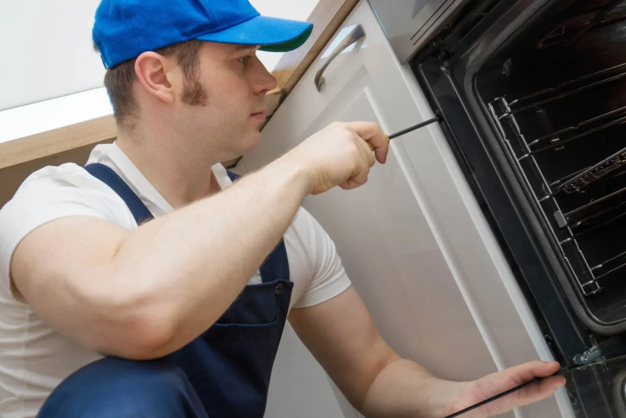 Emergency Fridge Repair Ensuring Quick and Efficient Solutions