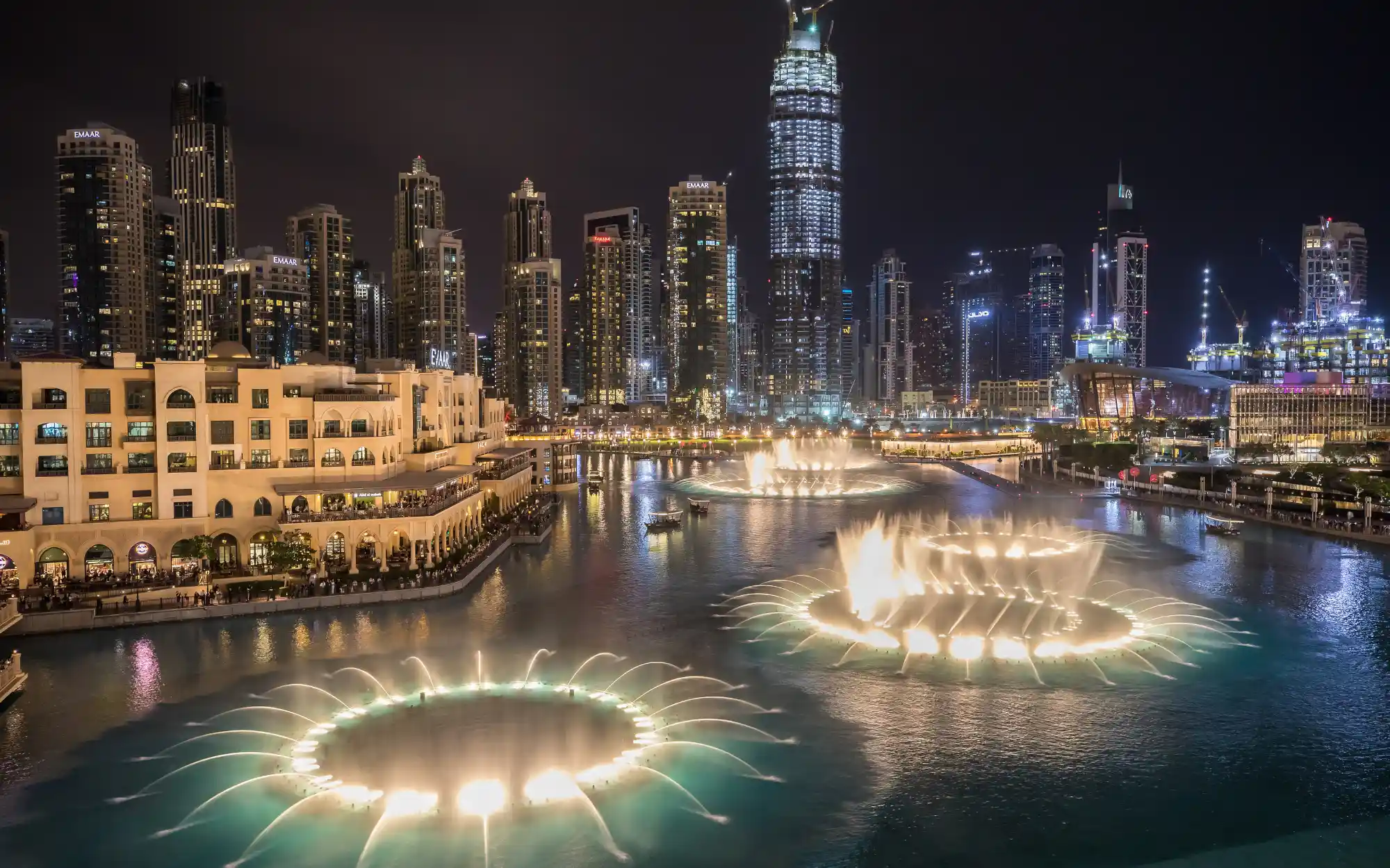 What Are The Top Tourist Attractions in Dubai?