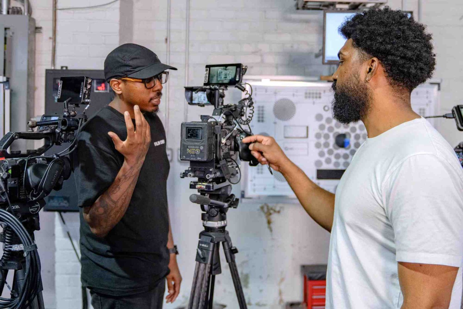 Photographic equipment rental in Dubai