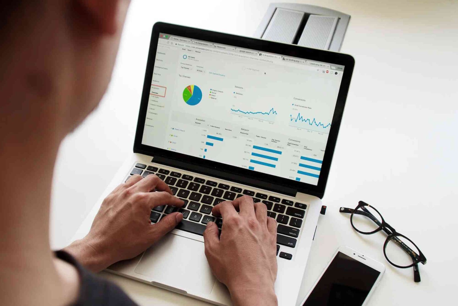 Best AI SEO Tools for Agencies that Help fix Technical SEO issues faster in 2026