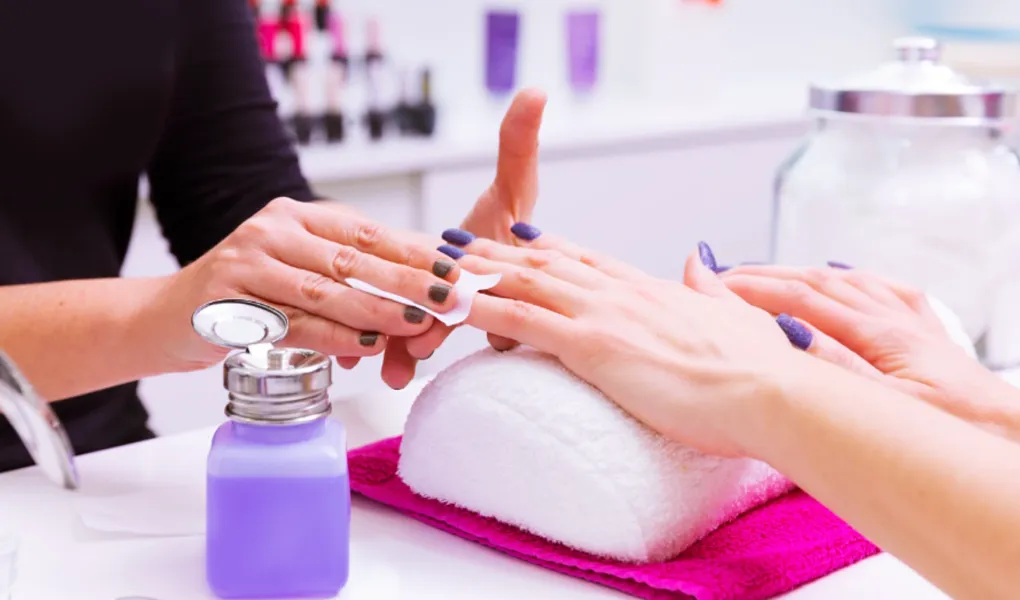 Nails Lab Beauty Salon in Dubai